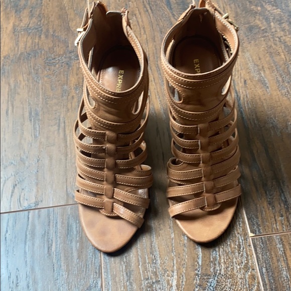 Dress Sandals - Picture 2 of 3